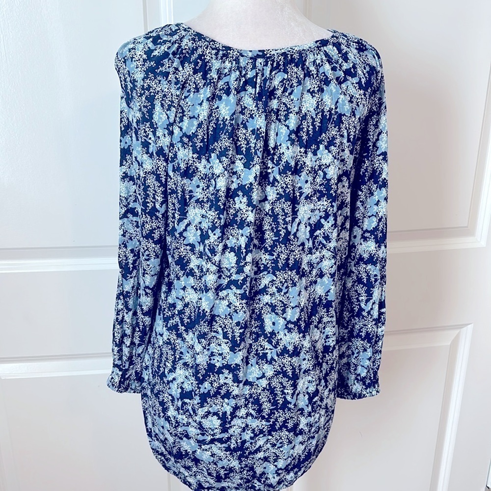 Michael Kors shirt - Picture 5 of 6